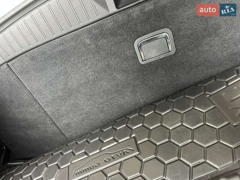 Універсал Subaru Outback 2014 в Дрогобичі