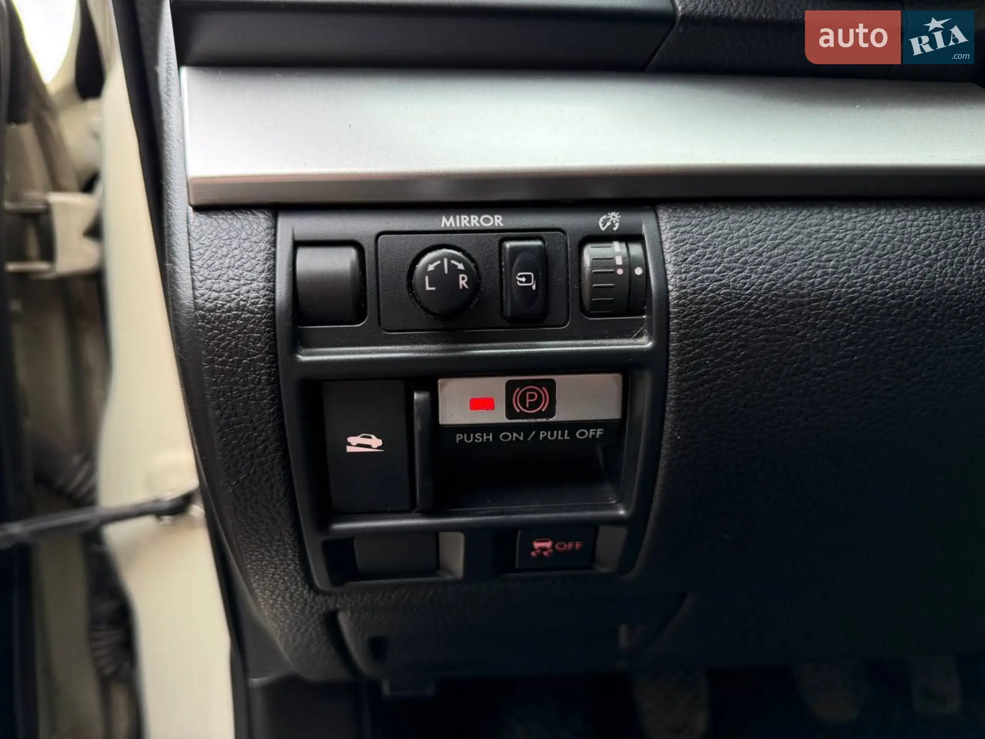 2010 Subaru Outback - мініатюра 11