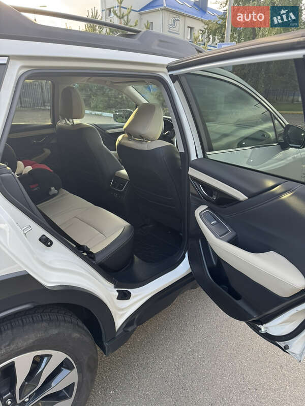 Универсал Subaru Outback 2023 в Киеве