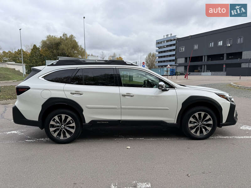 Внедорожник / Кроссовер Subaru Outback 2024 в Киеве