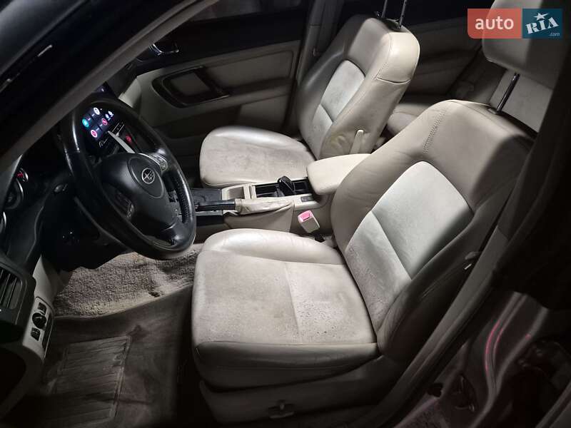 Універсал Subaru Outback 2003 в Києві