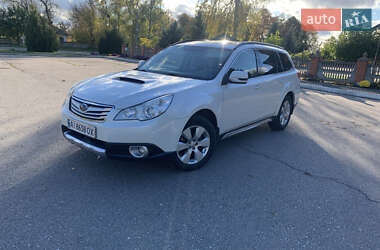 Универсал Subaru Outback 2010 в 