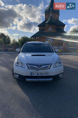 Универсал Subaru Outback 2010 в 