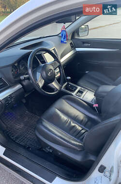 Универсал Subaru Outback 2010 в 