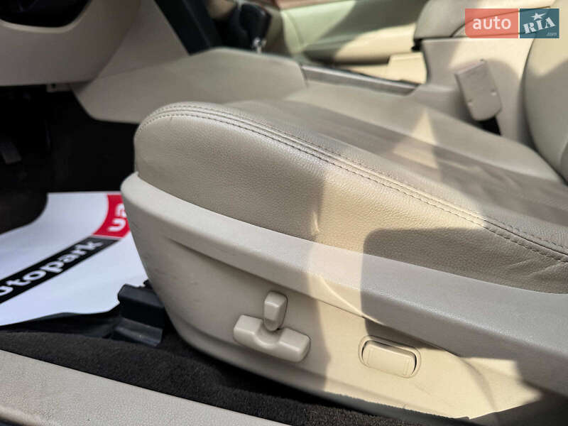 Універсал Subaru Outback 2013 в Запоріжжі фото 19 Універсал Subaru Outback 2013 в Запоріжжі