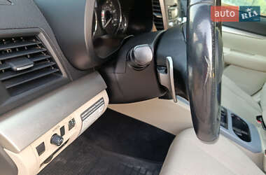 Универсал Subaru Outback 2010 в 