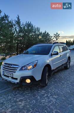 Універсал Subaru Outback 2013 в  Універсал Subaru Outback 2013 в
