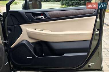 Універсал Subaru Outback 2014 в  фото 45 Універсал Subaru Outback 2014 в