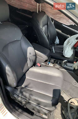 Универсал Subaru Outback 2013 в  фото 5 Универсал Subaru Outback 2013 в