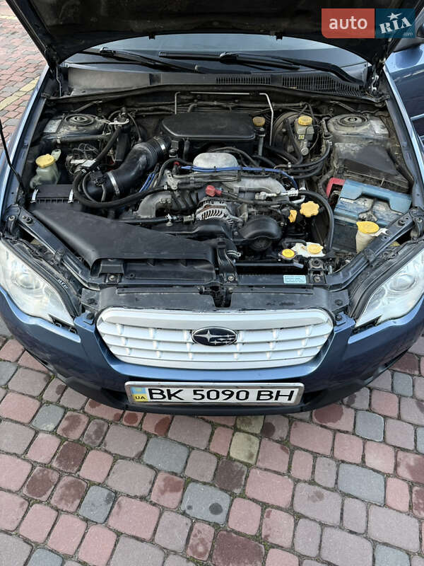 Универсал Subaru Outback 2006 в Вараше