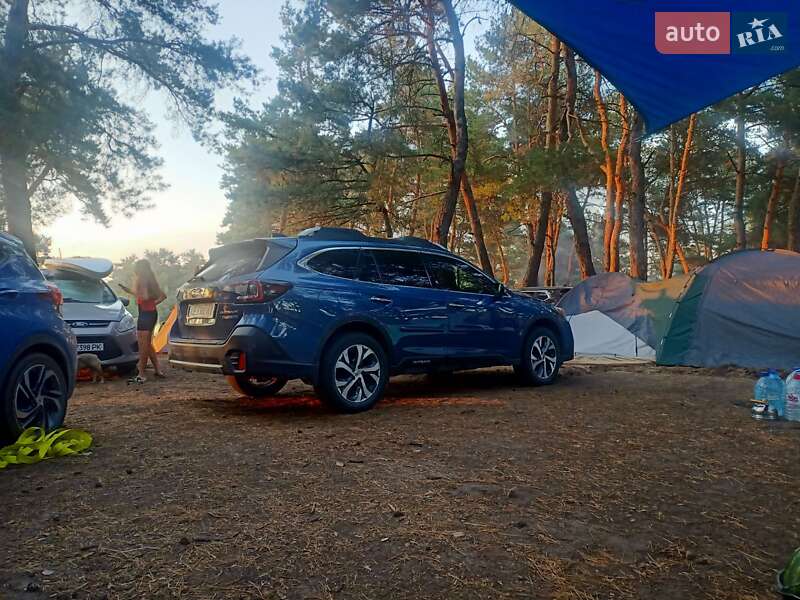 Внедорожник / Кроссовер Subaru Outback 2021 в Днепре