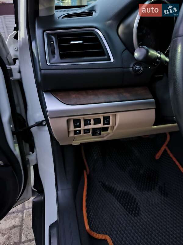 Универсал Subaru Outback 2015 в Новомосковске фото 3 Универсал Subaru Outback 2015 в Новомосковске