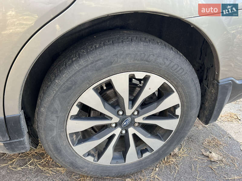 Универсал Subaru Outback 2015 в Киеве фото 19 Универсал Subaru Outback 2015 в Киеве