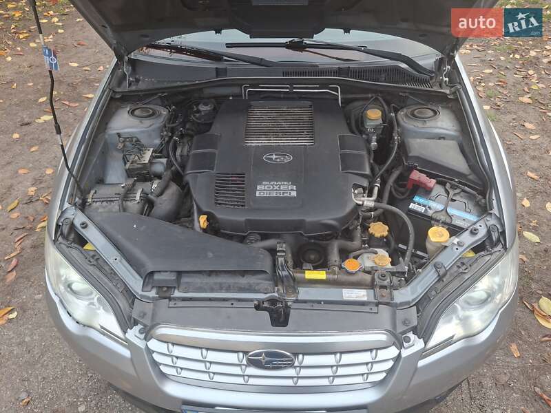 Универсал Subaru Outback 2008 в Смеле