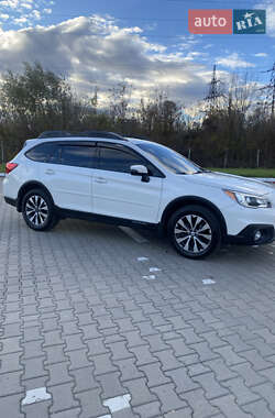 Універсал Subaru Outback 2015 в Чернівцях