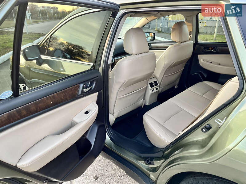 Универсал Subaru Outback 2016 в Днепре
