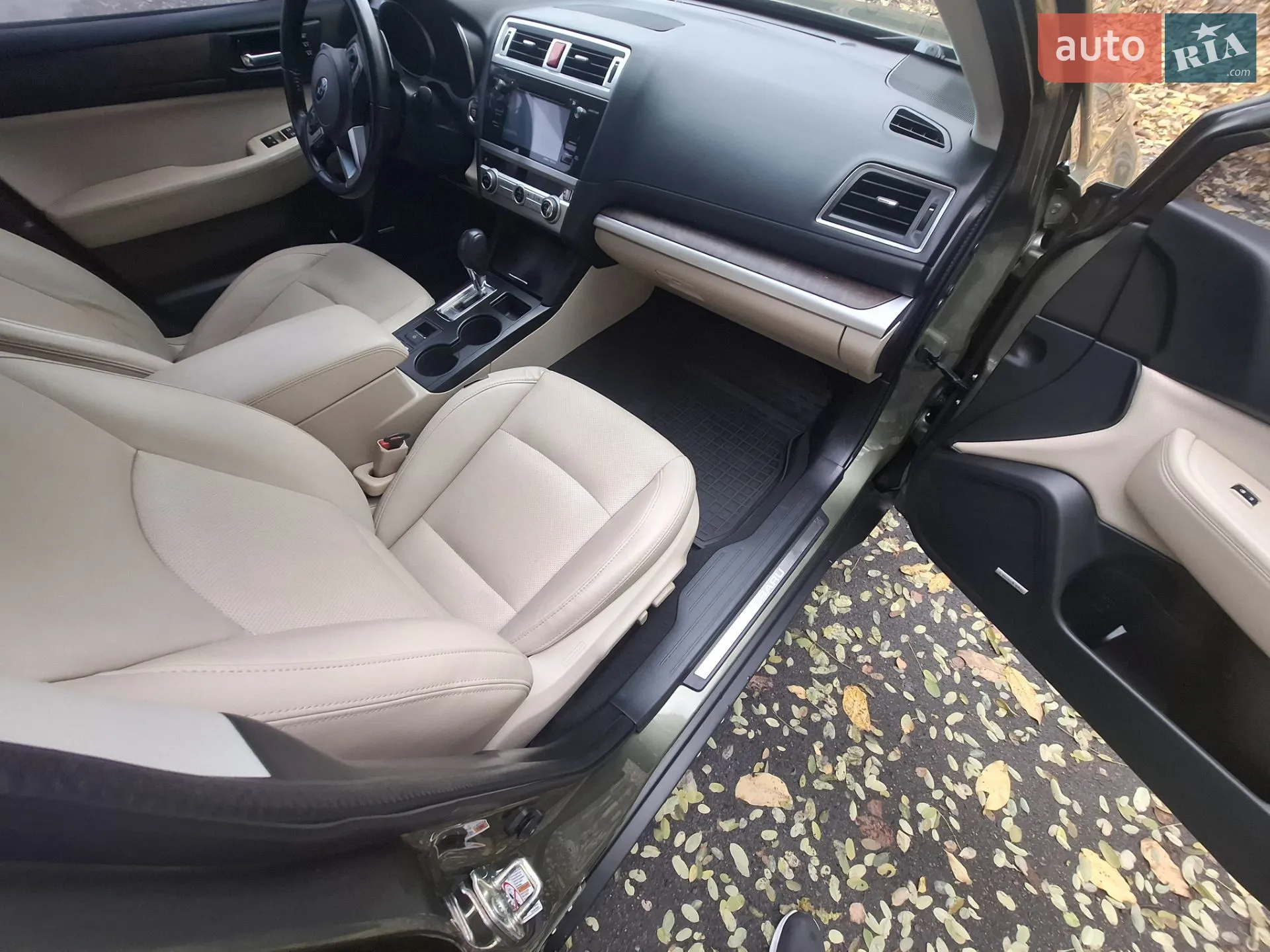 2015 Subaru Outback - мініатюра 19