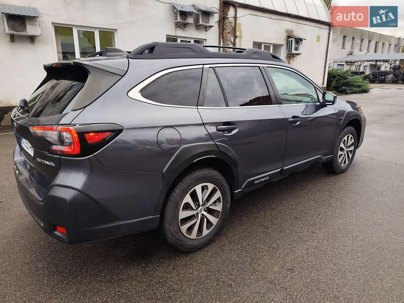 Универсал Subaru Outback 2023 в Киеве