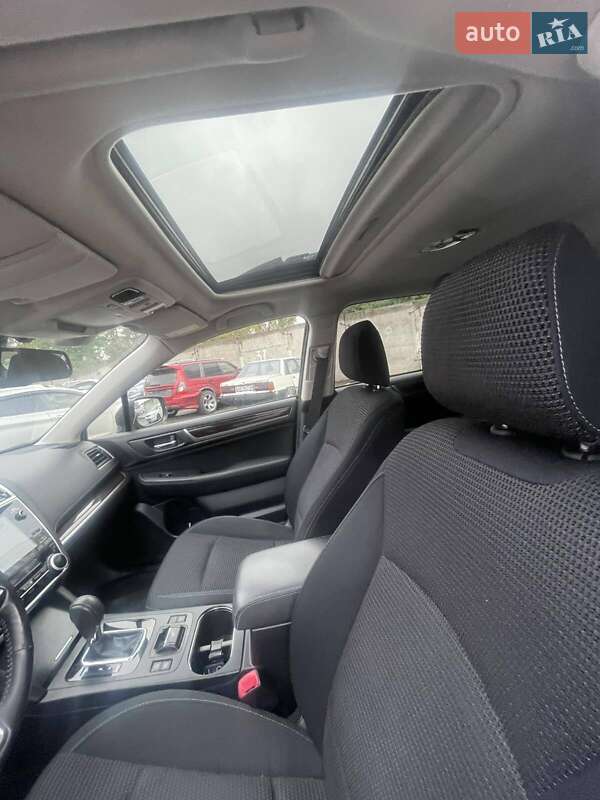 Универсал Subaru Outback 2018 в Киеве фото 13 Универсал Subaru Outback 2018 в Киеве