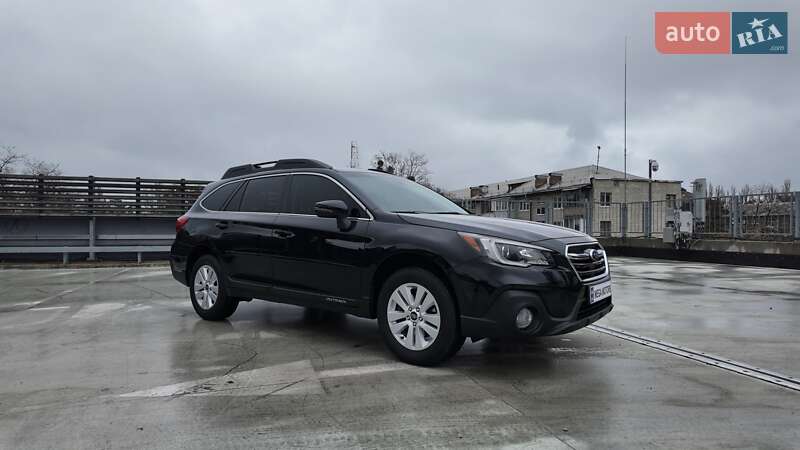 Универсал Subaru Outback 2017 в Киеве