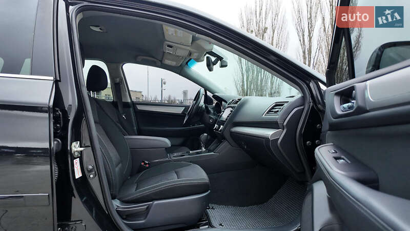 Универсал Subaru Outback 2017 в Киеве