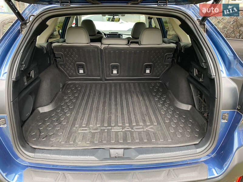 Внедорожник / Кроссовер Subaru Outback 2022 в Харькове