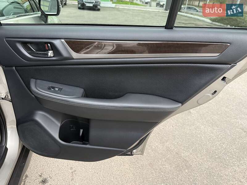 Универсал Subaru Outback 2017 в Одессе