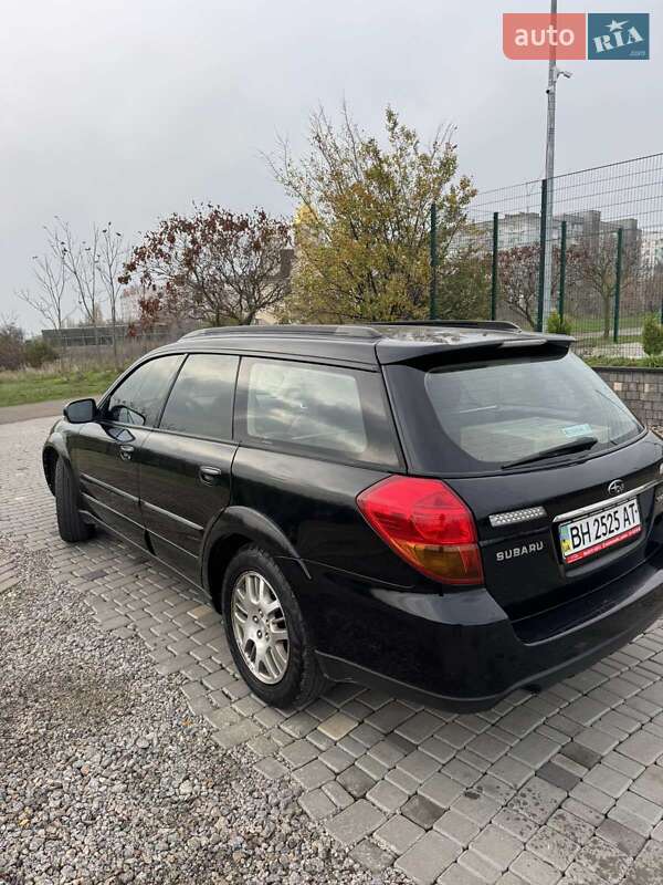 Универсал Subaru Outback 2006 в Южном