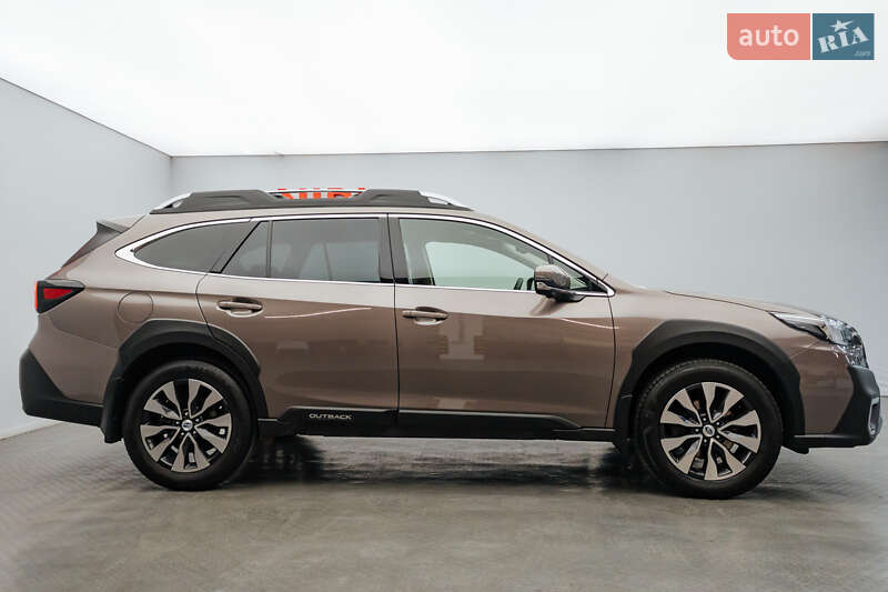 Универсал Subaru Outback 2023 в Киеве
