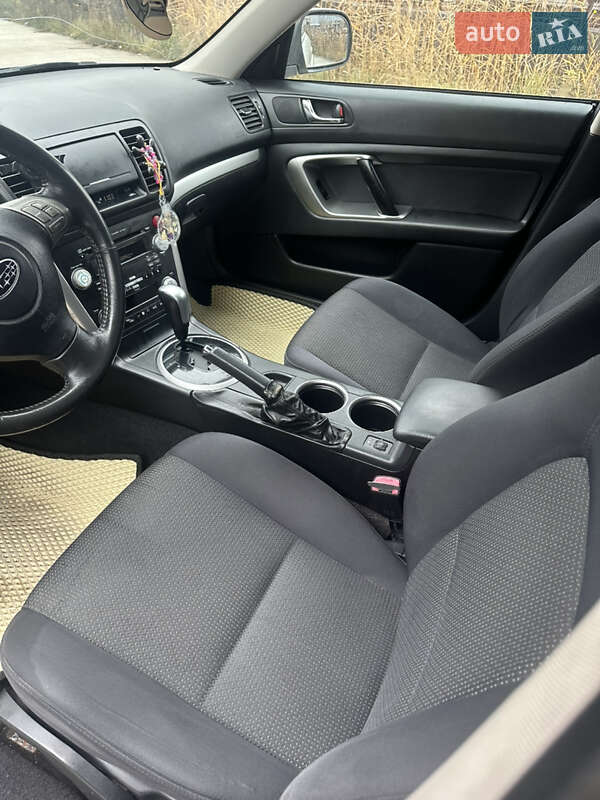 Универсал Subaru Outback 2007 в Черновцах