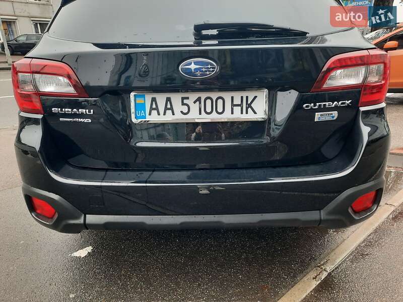 Универсал Subaru Outback 2015 в Киеве