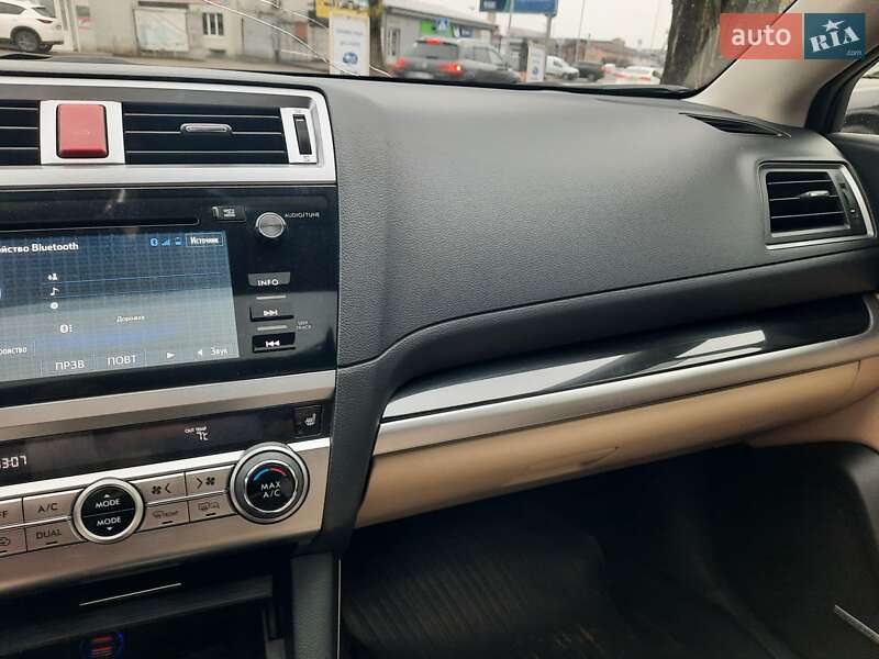 Универсал Subaru Outback 2015 в Киеве