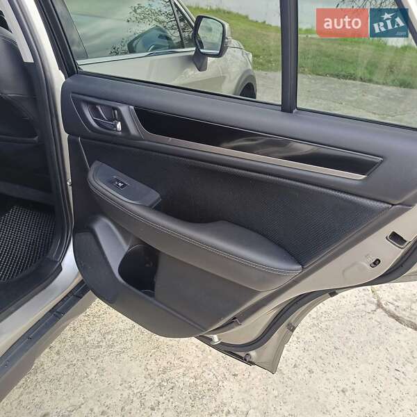 Универсал Subaru Outback 2015 в Нетешине