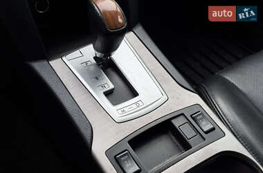 Универсал Subaru Outback 2012 в Киеве