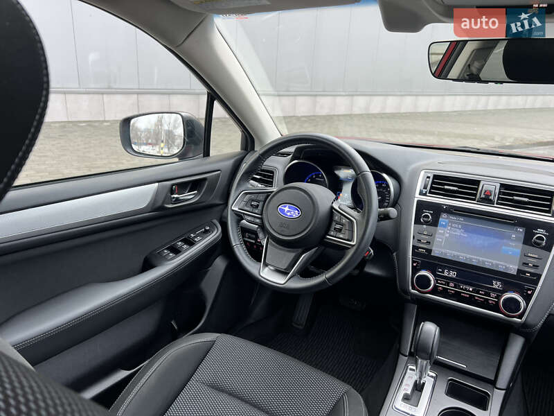Универсал Subaru Outback 2018 в Киеве фото 26 Универсал Subaru Outback 2018 в Киеве