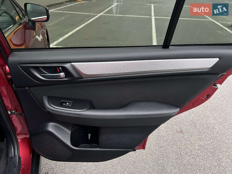 Универсал Subaru Outback 2018 в Киеве фото 31 Универсал Subaru Outback 2018 в Киеве