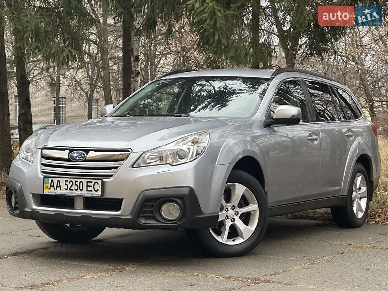 Универсал Subaru Outback 2013 в Киеве