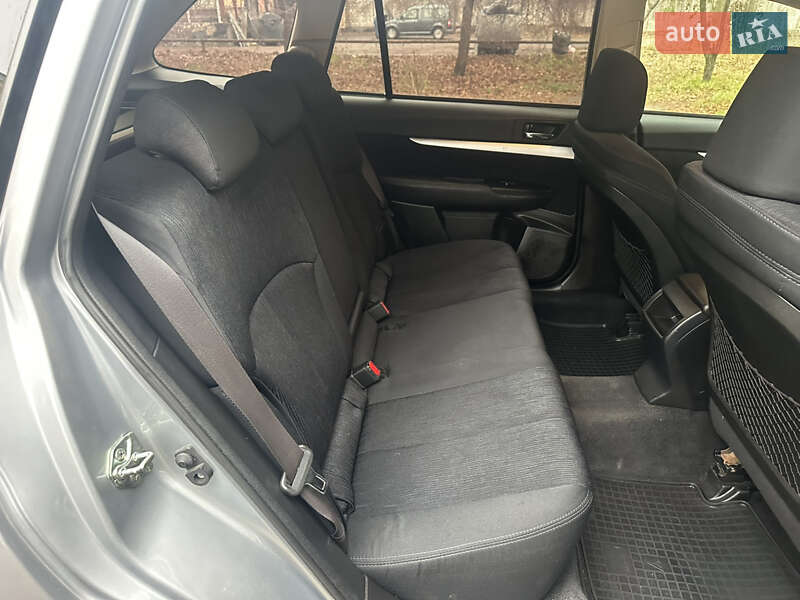 Универсал Subaru Outback 2013 в Киеве