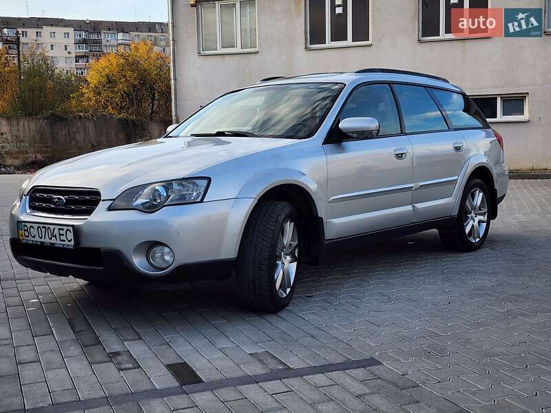 Універсал Subaru Outback 2004 в Новояворівську