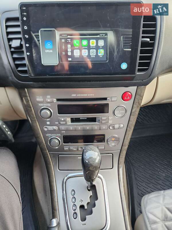 Універсал Subaru Outback 2004 в Новояворівську