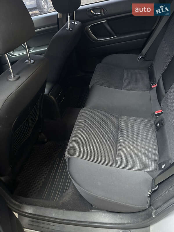 Универсал Subaru Outback 2005 в Киеве