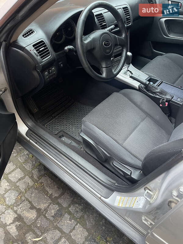 Универсал Subaru Outback 2005 в Киеве