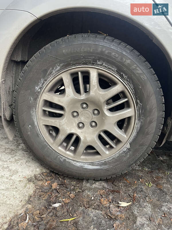 Универсал Subaru Outback 2005 в Киеве