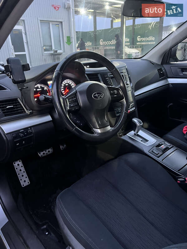 Универсал Subaru Outback 2013 в Виннице