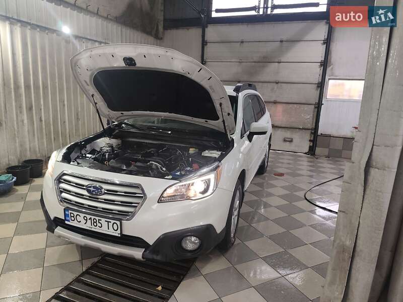 Универсал Subaru Outback 2015 в Львове