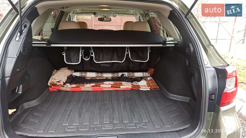Универсал Subaru Outback 2015 в Черкассах