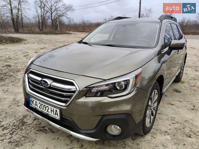 Универсал Subaru Outback 2017 в Киеве фото 24 Универсал Subaru Outback 2017 в Киеве