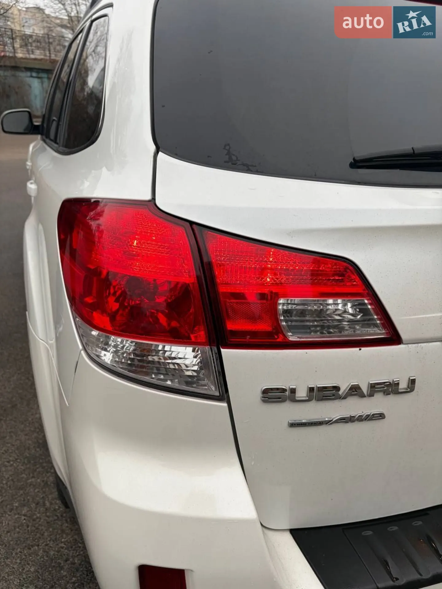 2011 Subaru Outback - мініатюра 3