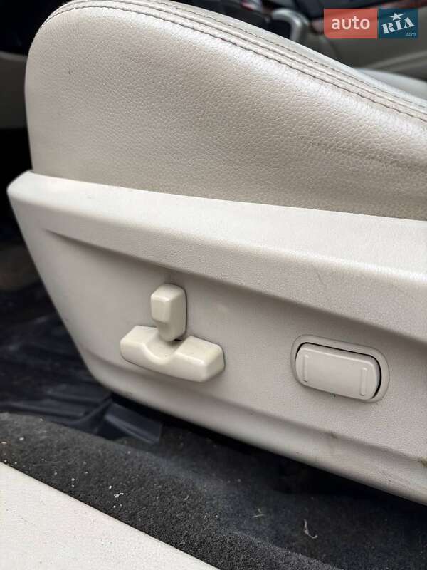 Универсал Subaru Outback 2011 в Днепре