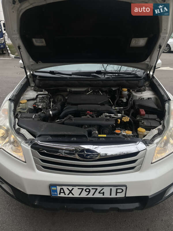 Універсал Subaru Outback 2012 в Харкові